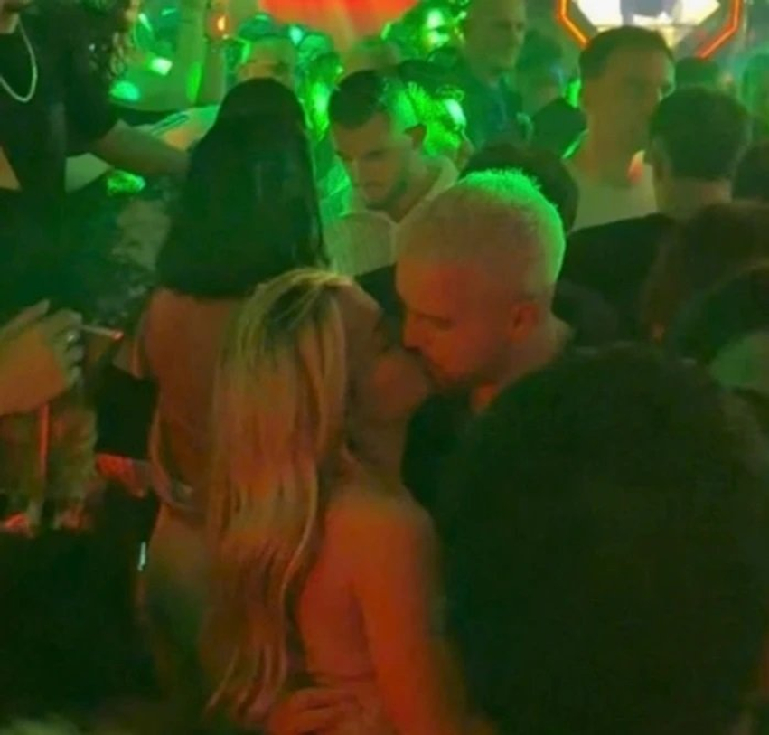 Dy ish banorët e Big Brother VIP Kosova  Kushtrimi dhe Aurora  kapen  duke u puthur në një klub nate