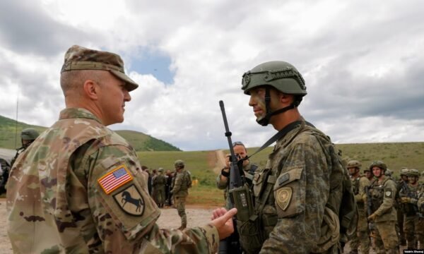 Albanians For America mirënjohje  DASH’it pas lajmit për lejimin e shitjes së armëve për Kosovën