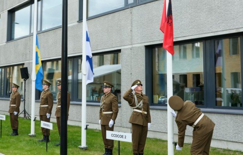 Shqipëria i bashkohet ekselencës së NATO-s për mbrojtjen kibernetike
