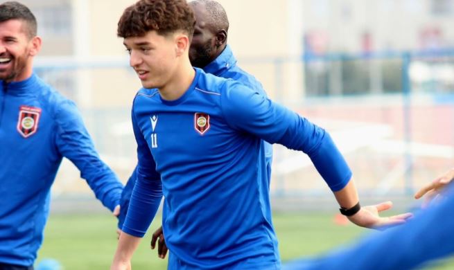 Selektori i Malit të Zi e fton talentin e madh shqiptar