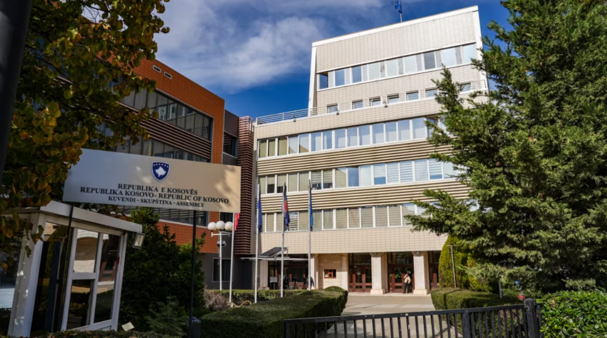 A duhet partitë ta paraqesin nga një emër për president para zgjedhjeve të qershorit?
