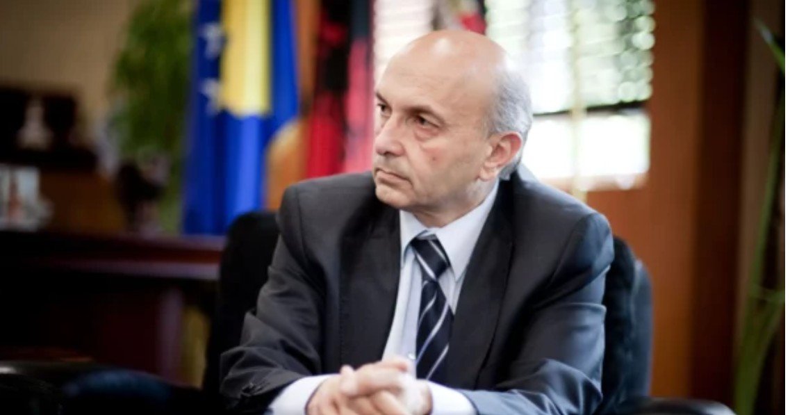 Isa Mustafa: E përjetova rëndë vdekjen e Alush Gashit, më qëndroi afër në momentet më të rënda të jetës