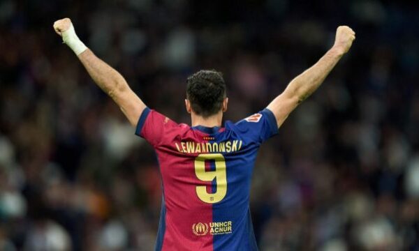 Barcelona po e konsideron zëvendësimin e Lewandowskit me yllin e Premierligës
