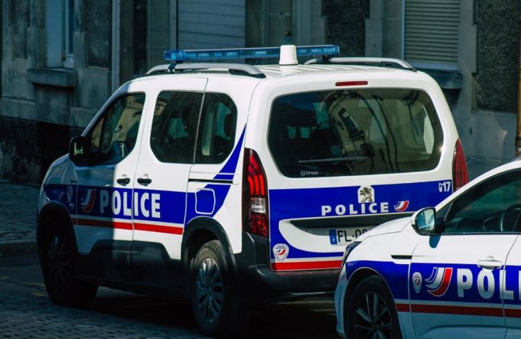 Të shtëna mes adoleshentëve në Francë/ Vritet një 15-vjeçar, dy të mitur plagosen në Nantes
