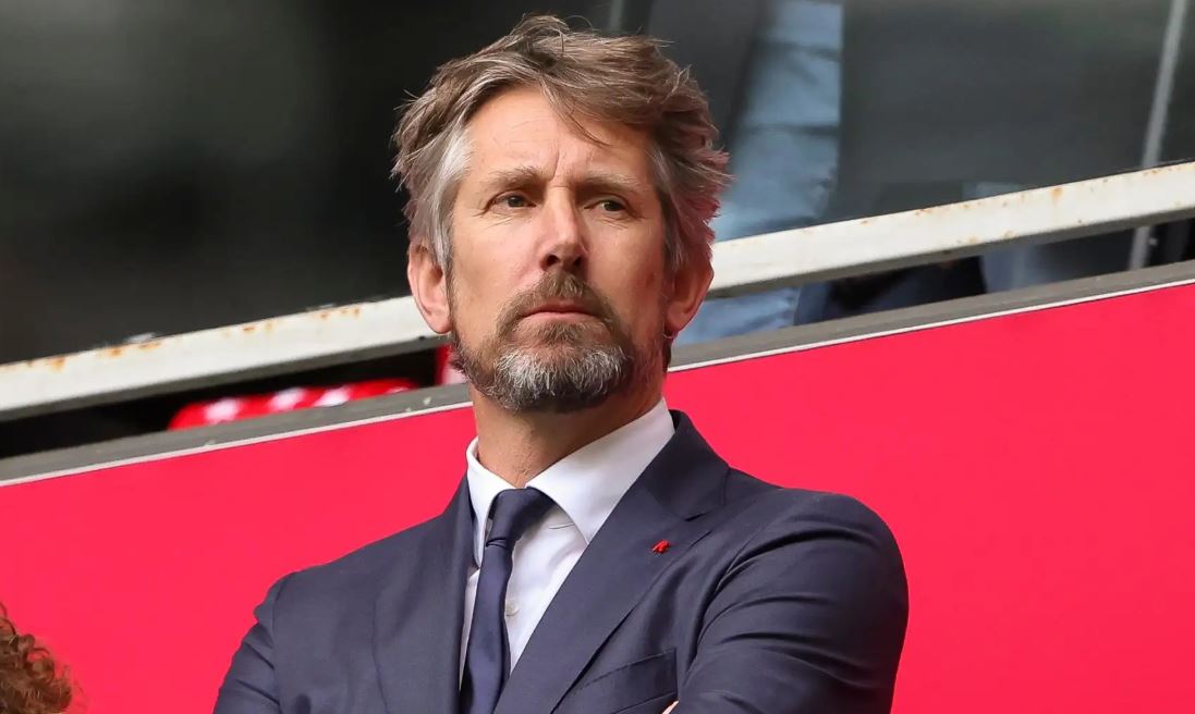 Legjenda holandeze, Van der Sar këshillon Juventusin