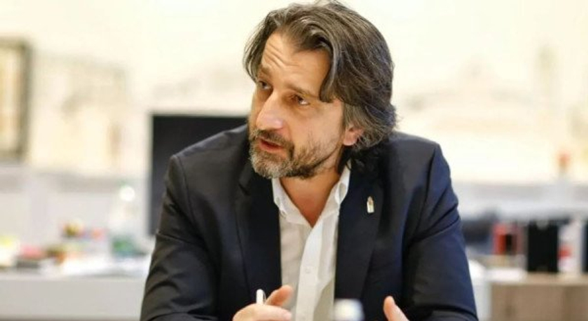 perparim-rama-ben-thirrje-per-pjesemarrje-ne-protesten-e-studenteve-ne-shkup-per-gjuhen-shqipe