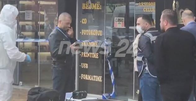 Xhama të thyer përtokë, pamjet nga argjendaria në Kamëz që ra pre e grabitjes