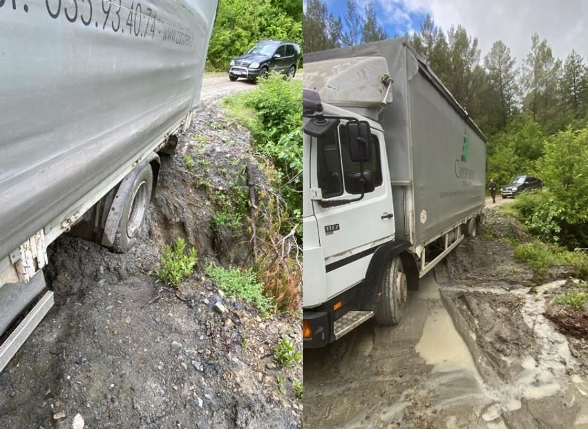 Rrëshqitjet e dherave bllokojnë plotësisht aksin Gramsh Kukur  kamioni rrezikon të bjerë në humnerë
