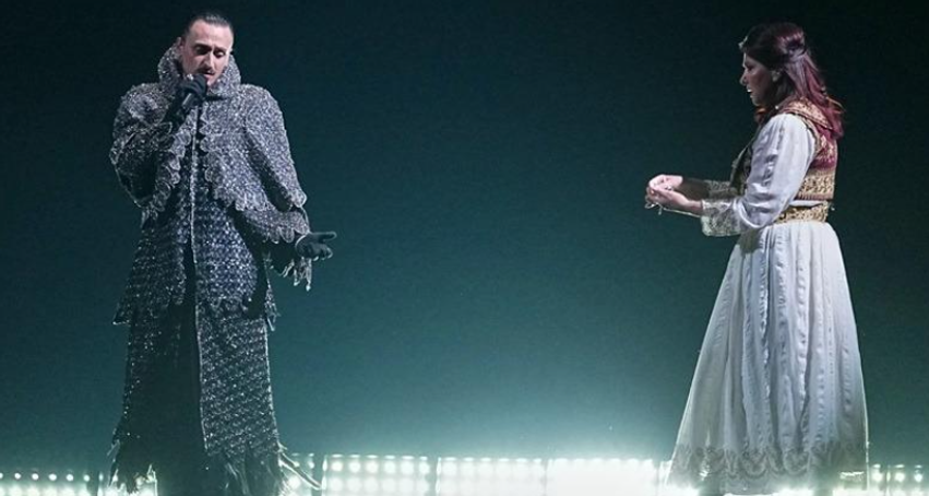 Associated Press rendit performancën e Alisit në 10 më të mirat të Eurovision  Si kolona zanore e një filmi 