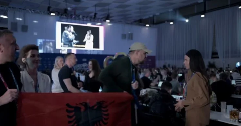 “Ky flamur nuk lejohet këtu”, gazetari Alberti Limani tregon incidentin me delegacionin serb në Eurovision