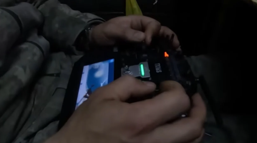 Ukraina prezanton super dronin, ka aftësi të godasë objektiva deri në 1 mijë kilometra larg