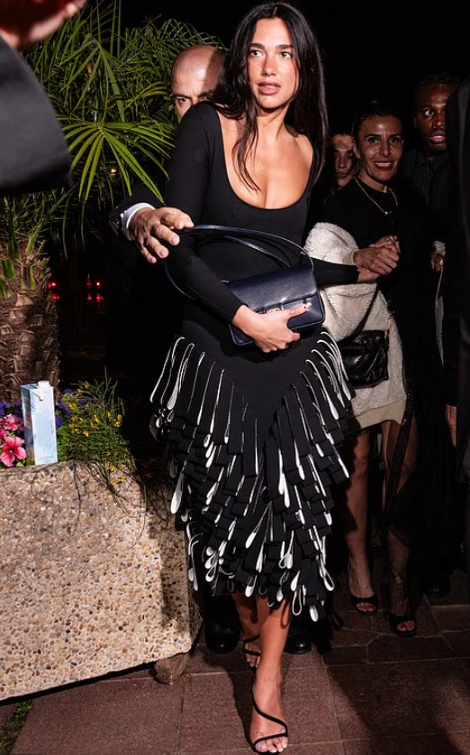 Dua Lipa shfaqet elegante në eventin e Festivalit të Filmit në Kanë