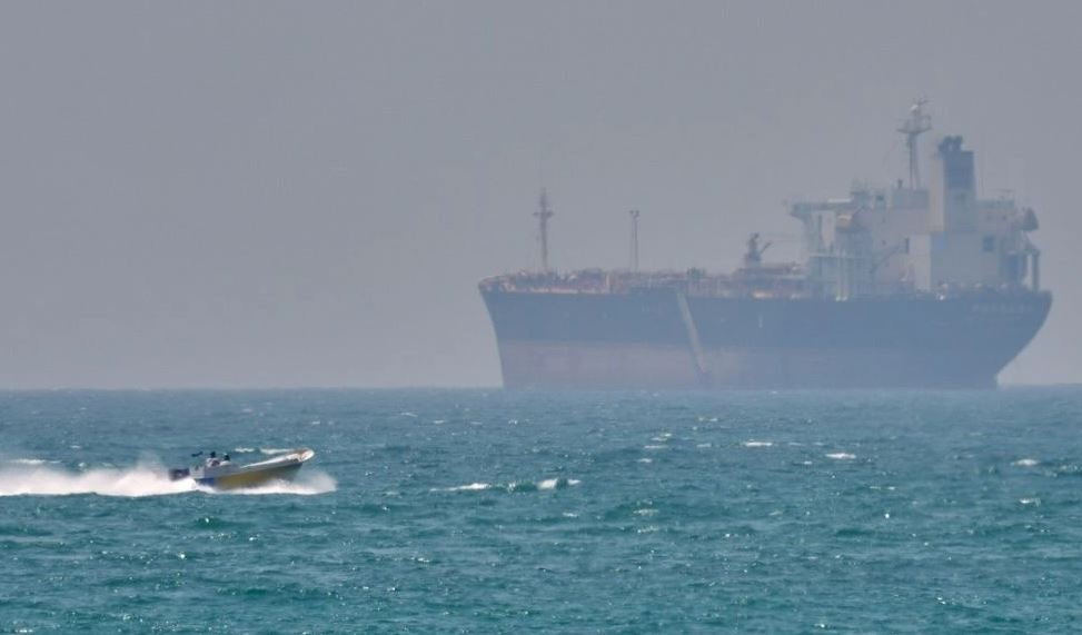 Katari i bën thirrje Iranit: Mos e përdorni Ngushticën e Hormuzit si “kartë negociuese”