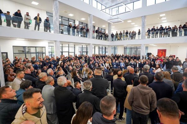 ​Abdixhiku: Në Suharekë folëm hapur për jetën, brengat, shpresat dhe Kosovën që mund ta bëjmë më mirë