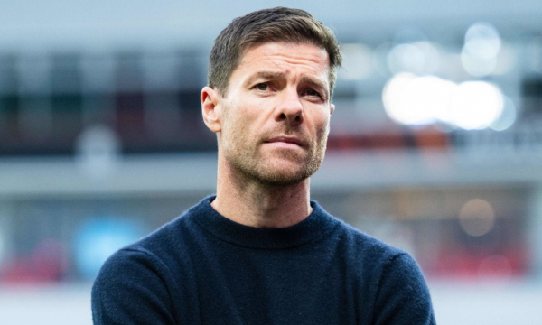 Xabi Alonso flet pas nënshkrimit me Chelsean