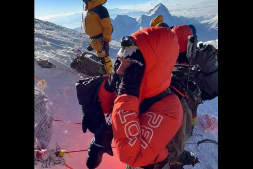 petrit-kllokoqi-realizon-ngjitjen-ne-majen-e-everestit