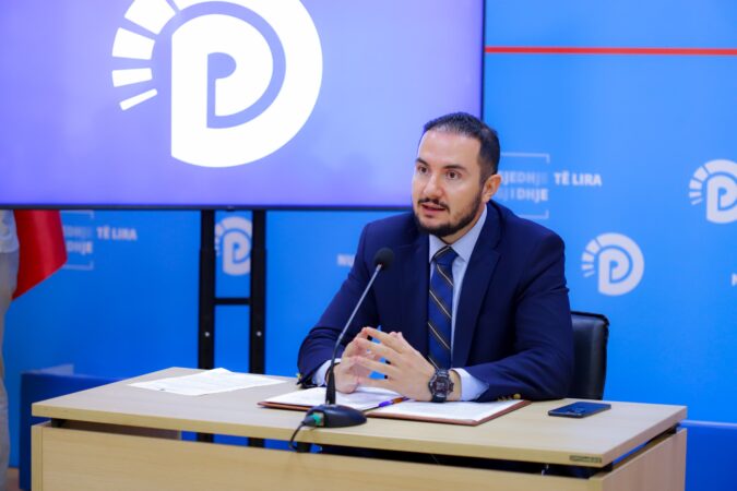 Ervin Salianji depoziton zyrtarisht kërkesën në PD, kundërshton përjashtimin nga gara për kryetar