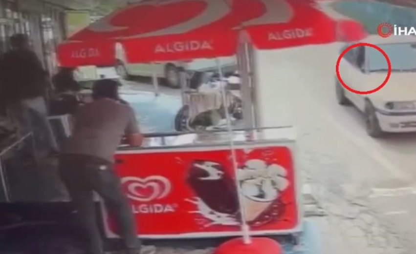 Dalin pamje të sulmit me katër të vrarë në Turqi  I dyshuari qëlloi nga vetura