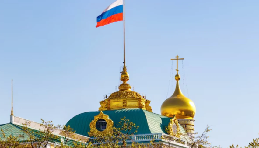 Kremlini për procesin e paqes me Ukrainën  Është në pauzë  por pritet rifillimi i negociatave