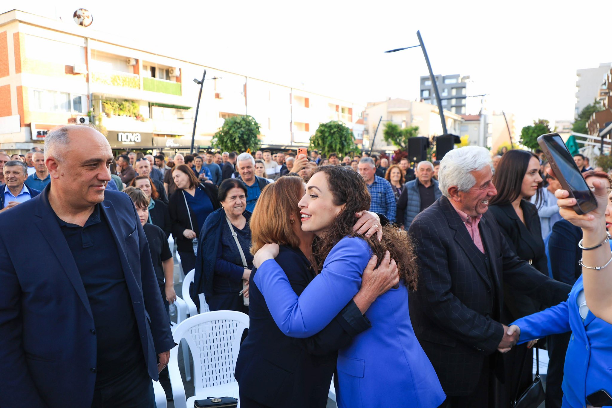 “Hajde folim” në Lipjan, Osmani: Kur politika ulet pranë qytetarëve, lind dialogu i vërtetë