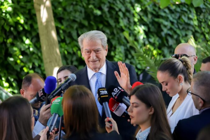 Berisha paralajmëron protestën e radhës  Do të jetë kryengritja më e fuqishme që ka parë Shqipëria