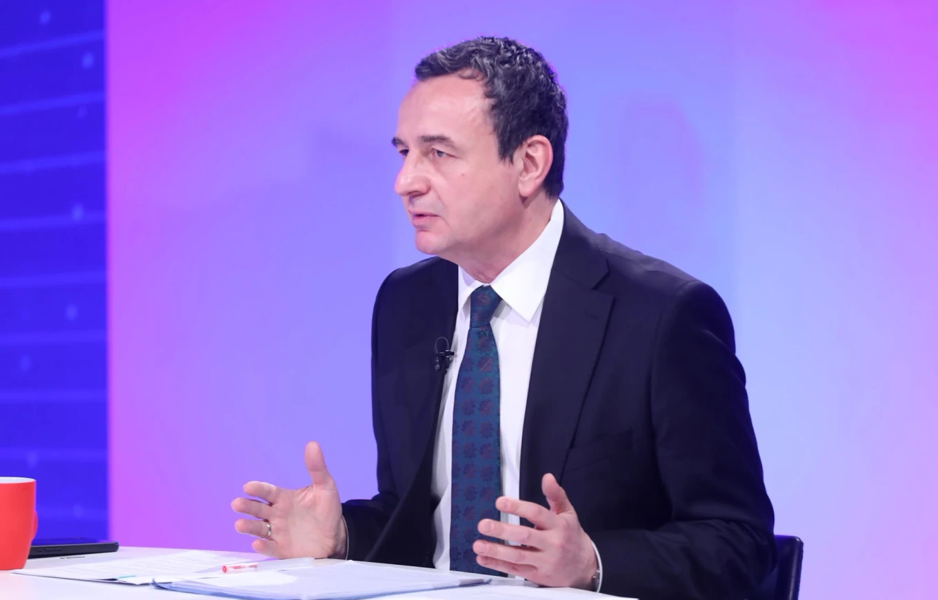 Kurti: Sami Lushtaku tentoi të bëjë ndeshje me eskortën ku ndodhesha unë, por kjo s’bëhet e madhe