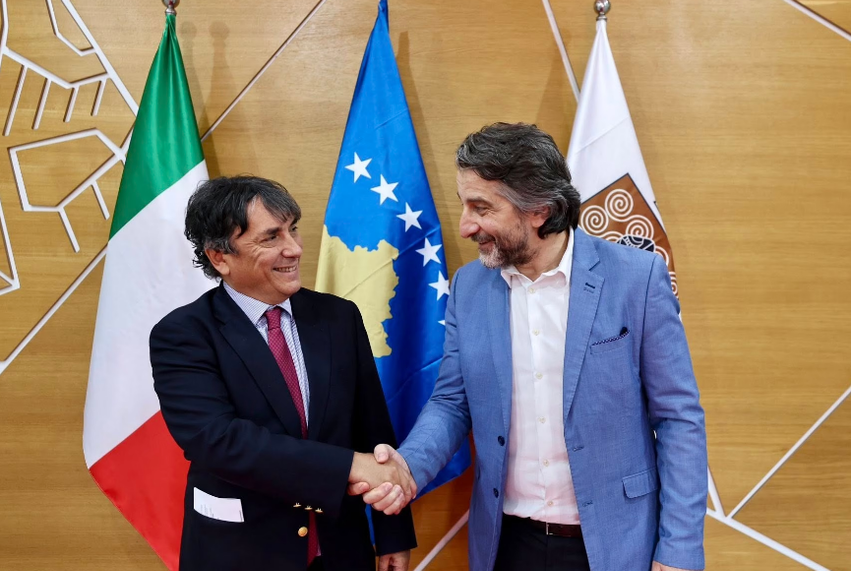 Rama takon ambasadorin italian  diskutohet për fuqizimin e të rinjve