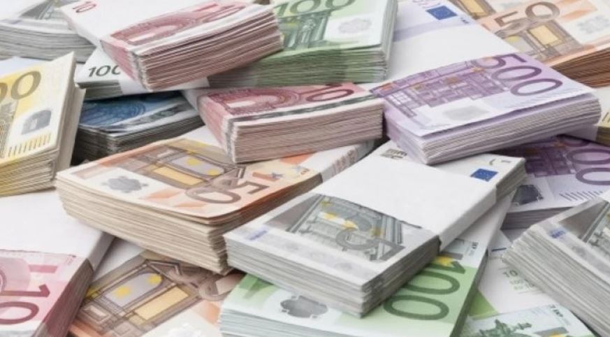 Trusti kalon shifrën e 4 miliardë eurove mjete në menaxhim