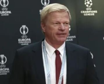 Kahn, kundër 