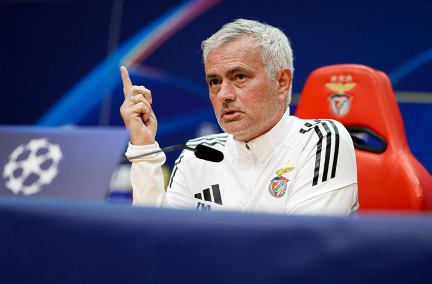 mourinho-mund-te-firmose