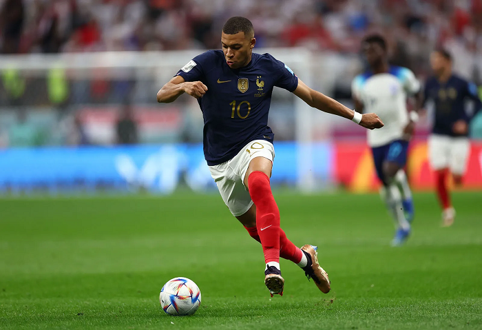 Mbappe: Para se të jem futbollist, jam qytetar, nuk mund të hesht