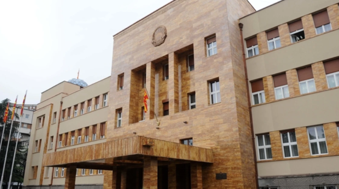 Kuvendi i RMV-së miratoi Ligjin për Ndihmën për të Rinj, 3.000 denarë për të rinjtë deri në 23 vjeç
