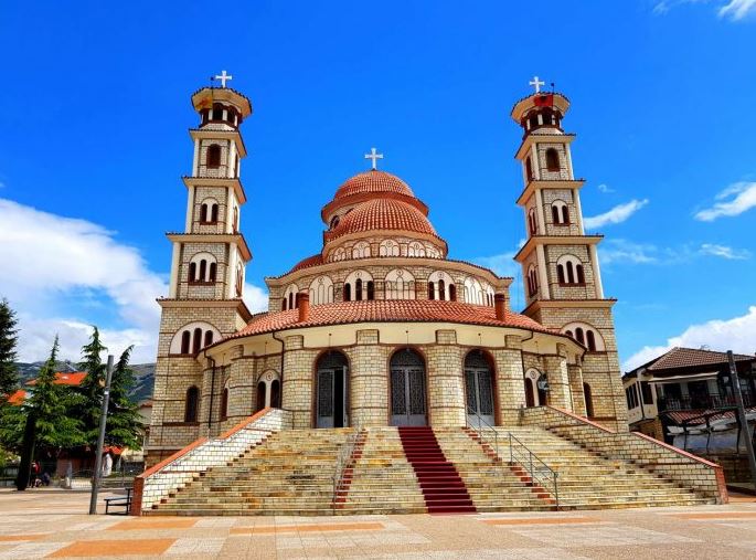“Islands”: Korça, surpriza e Mesdheut që po sfidon Spanjën dhe Italinë