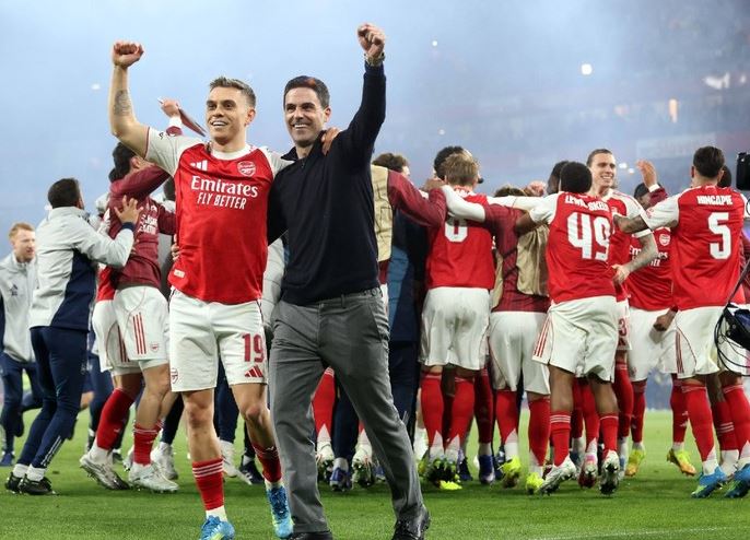 Arsenali është kampion i Anglisë pas 22 vitesh pritje