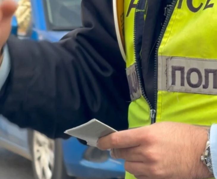 Ndalohen shtatë shoferë gjatë 24 orëve të fundit, vozitën pa leje dhe nën ndikimin e alkoolit