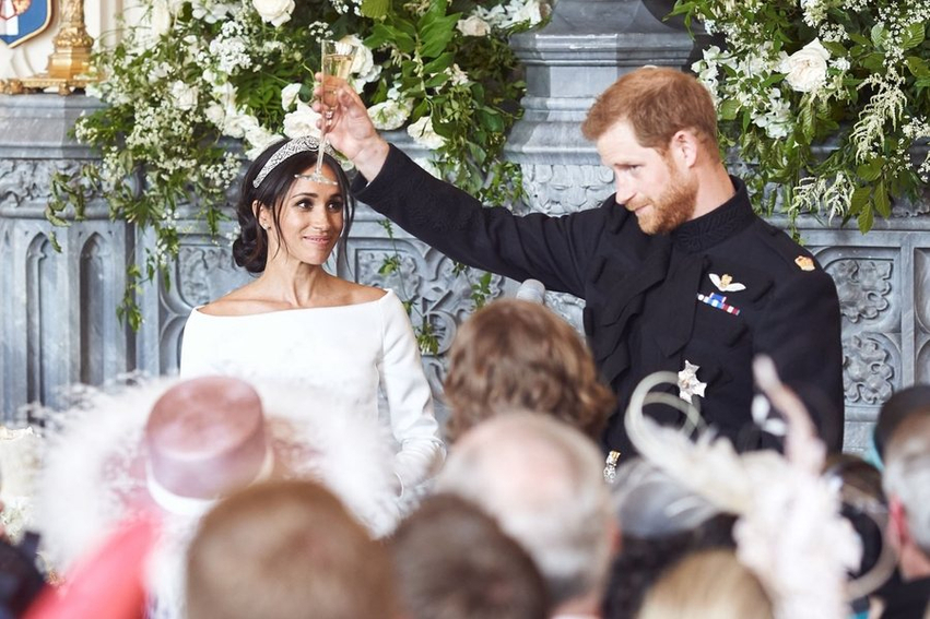 8 vite dashuri  Meghan dhe Harry hapin albumin familjar me momente intime nga martesa