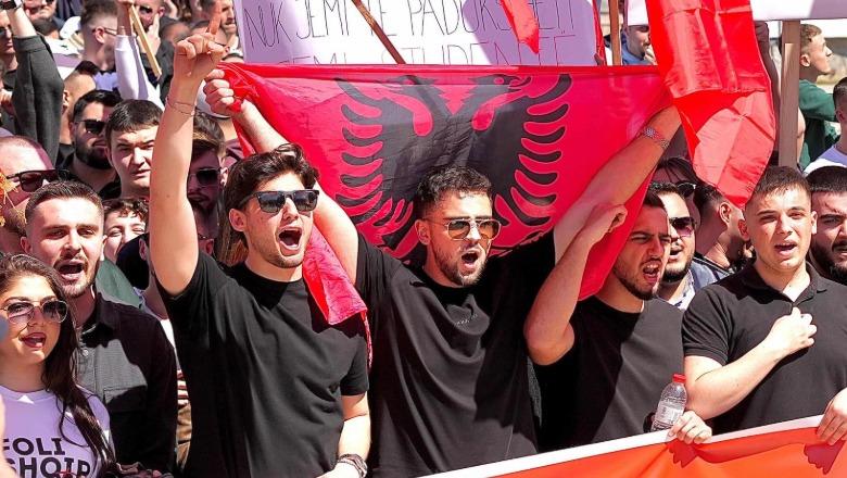 ​Të rinjtë në Tiranë krah studentëve shqiptarë në Shkup, do të protestojnë, marshim drejt Ambasadës së Maqedonisë