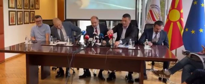 Gjysmë milioni euro u gjetën në një bunker në një minibus në pikën kufitare Tabanoc