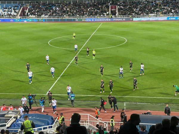 Finalja e Kupës: Mbyllet pjesa e parë me barazim në 