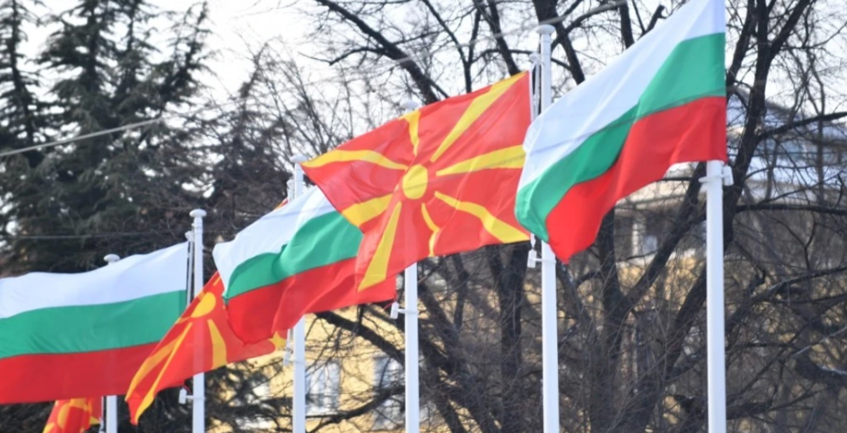 Petrova-Çamova: Bullgaria do të bllokon çdo tentativë të Shkupit për rinegocimin e propozimit francez