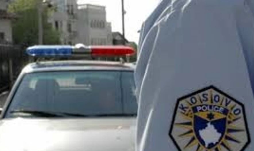 Kontrolli në ambientet e shkollës, dy nxënësve në Skenderaj u konfiskohen armë, fishekë e një thikë