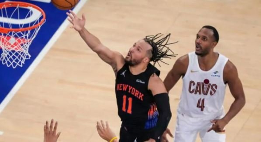 New York mposht sërish Clevelandin