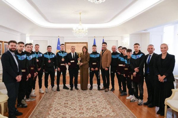 Haxhiu lavdëron kickboksierët për suksesin e fundit