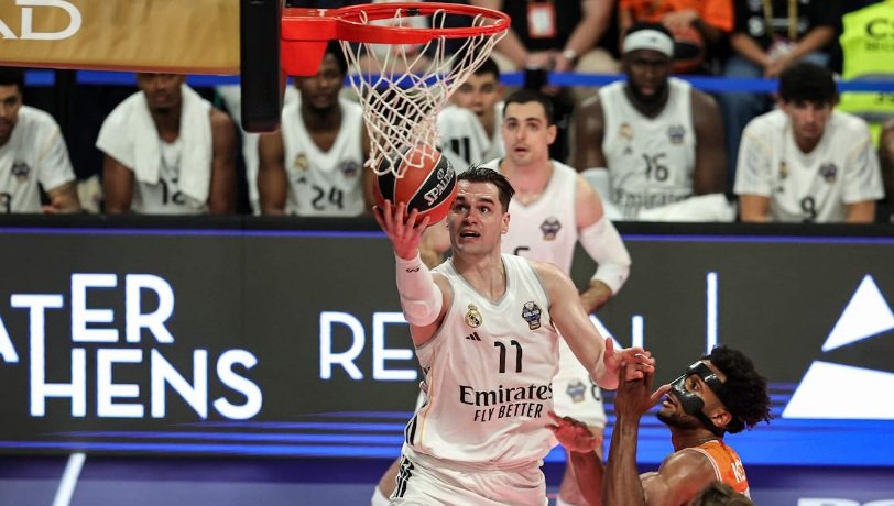 Real-i kontrollon derbin me Valencia-n dhe fluturon në finale