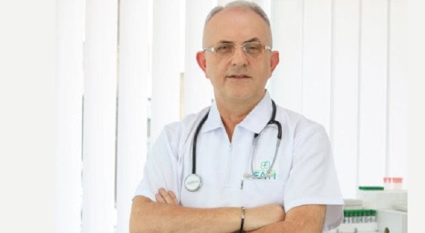 ​Hero në fluturim, doktori nga Mitrovica shpëton jetën e një gruaje