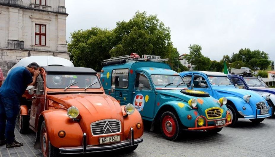 Citroën rikthen ikonën 2CV “Spaček” - vjen si makinë elektrike nga viti 2028