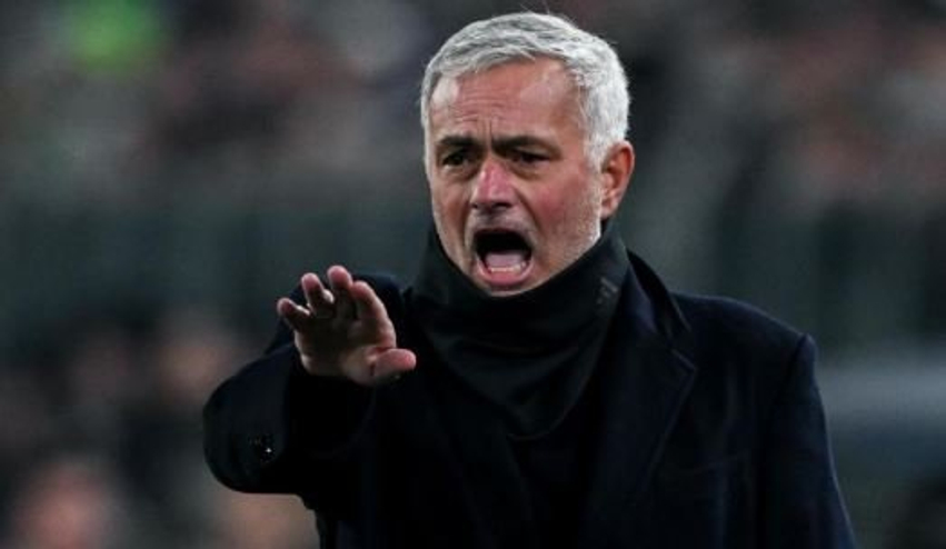 Zbulohet arsyeja pse Mourinho ndoqi në stadium finalen Bayern   Stuttgart
