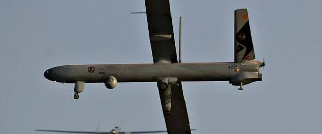 Një dron 'armiqësor' u rrëzua nga sistemi i ri i mbrojtjes ajrore iraniane