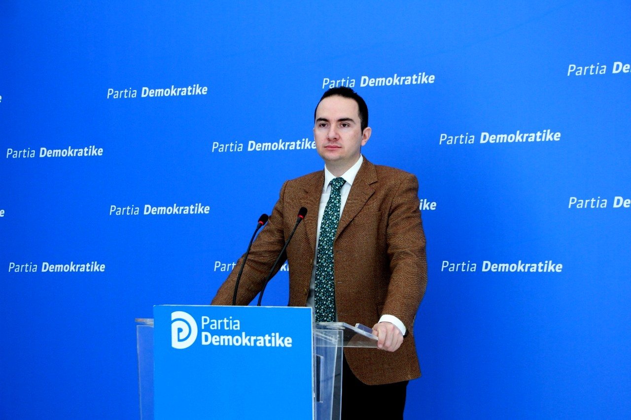 Salianji paralajmëron se do vazhdojë takimet me demokratët: Beteja ime, jo për karrige personale