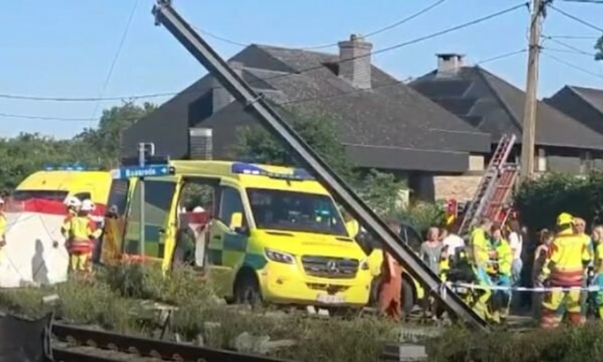 Aksident i rëndë në Belgjikë  treni përplaset me autobusin e shkollës